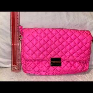 Crossbody quilted handbag
